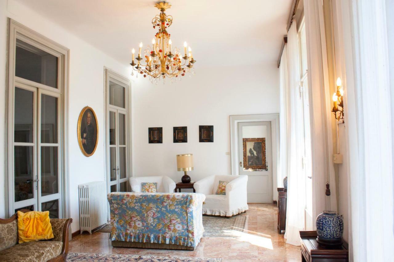 Villa Ruscone Lasnigo Εξωτερικό φωτογραφία